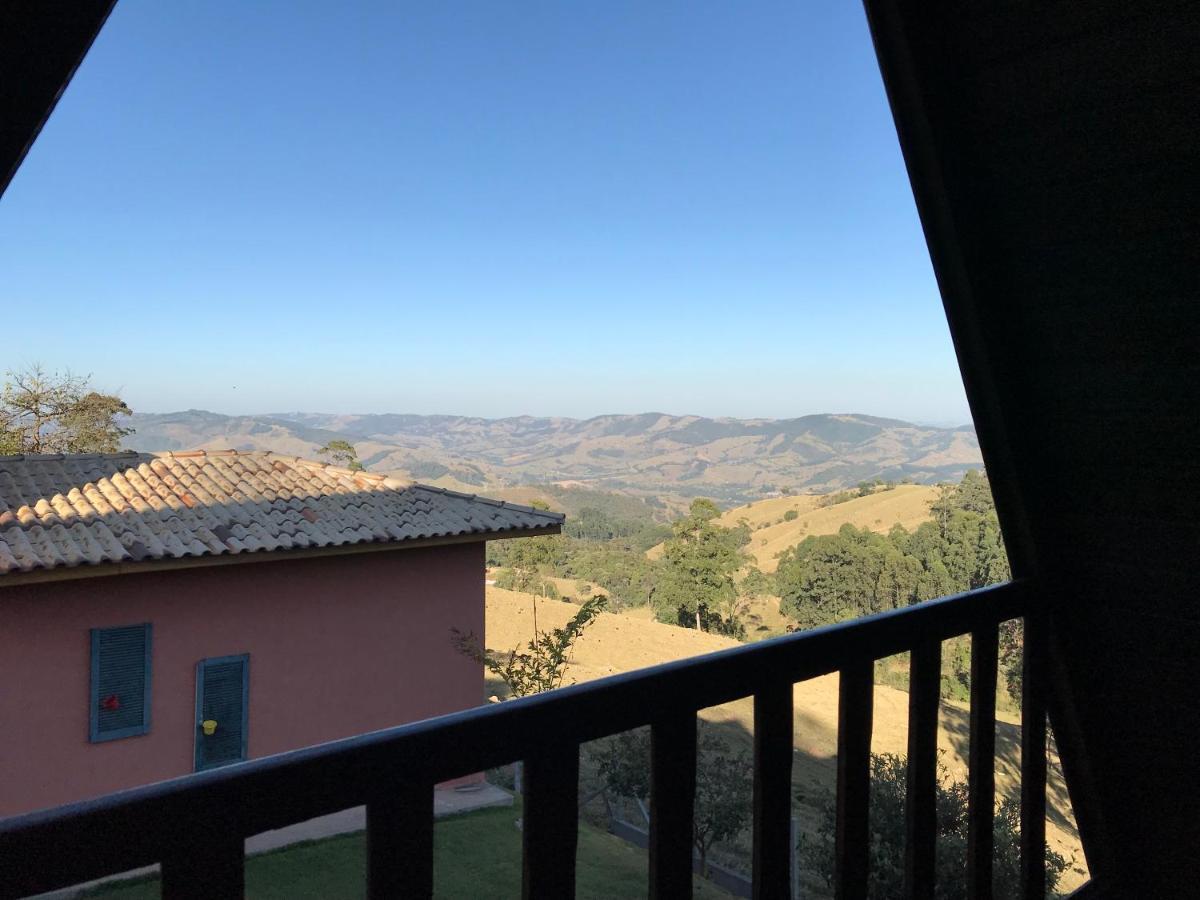 Chale Da Montanha - Locacoes Chalet *
